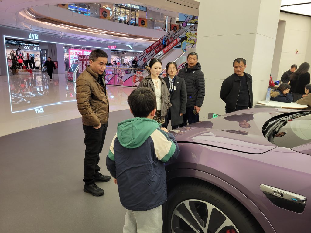 Other customers often gather around to listen to my 8-year-old’s observations, intrigued by his enthusiasm